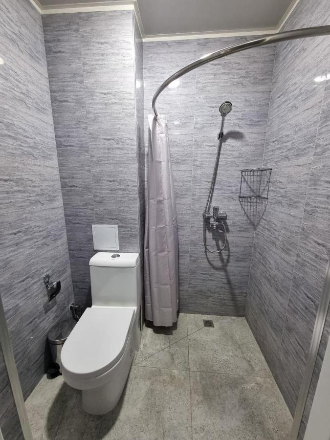 Revel Hotel Tashkent Esterno foto