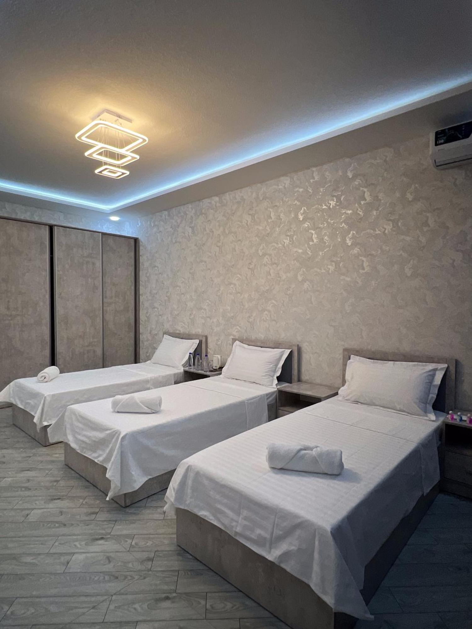 Revel Hotel Tashkent Esterno foto